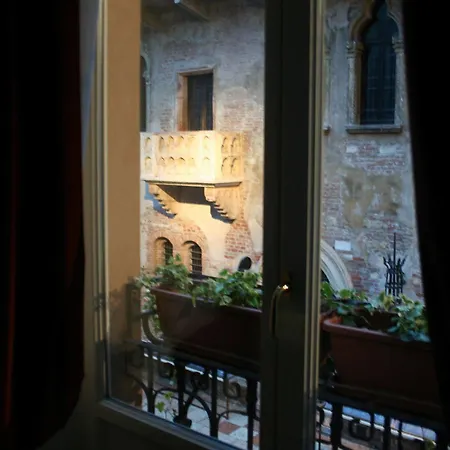 La Corte Di Giulietta Bed & Breakfast