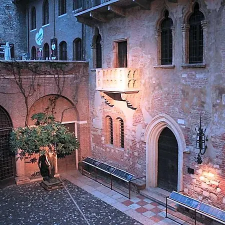 La Corte Di Giulietta Verona