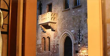 La Corte Di Giulietta Frühstückspension 4*